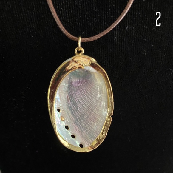NEW Abalone Shell Pendant Necklace - Picture 6 of 7